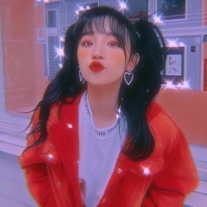 song yuqi; 8/10
