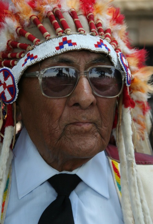 peerintothepast:Dr. Joe Medicine Crow, the last living Plains...