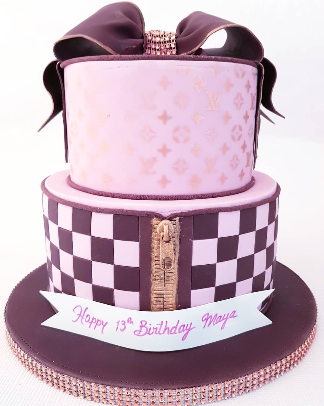 Scake — Louis Vuitton Birthday Cake...