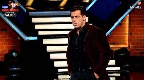 „★ Salman Khan pe Bigg Boss 13, Weekend Ka Waar (5 octombrie 2019)! “