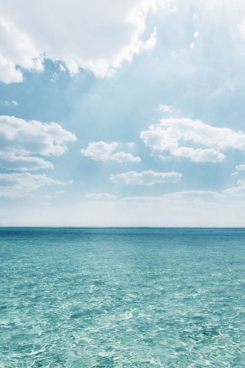 Indian Ocean Zanzibar by Ramin Hossaini flickr.com ocean sea coulds travel wanderlust waves shore
