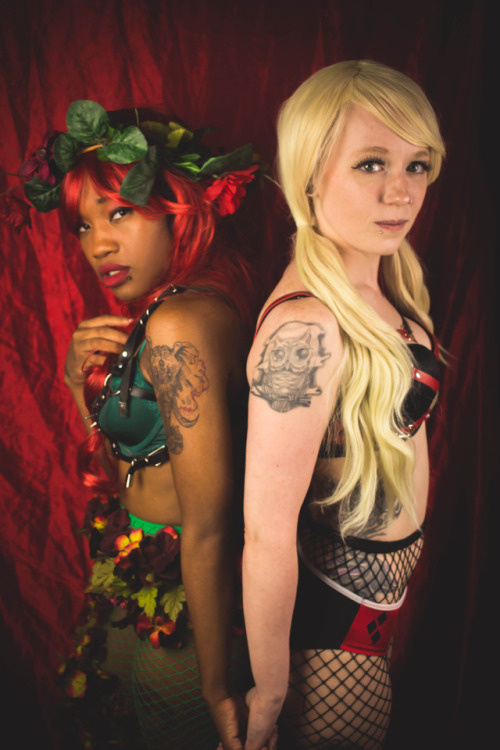 Poison Ivy And Harley Quinn O