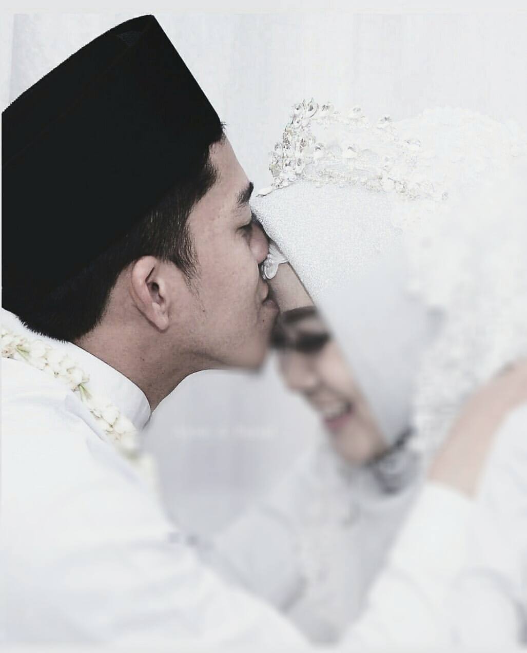 Penikmat skenarioNya (. Nikah itu bukti cinta. Jika benar ...