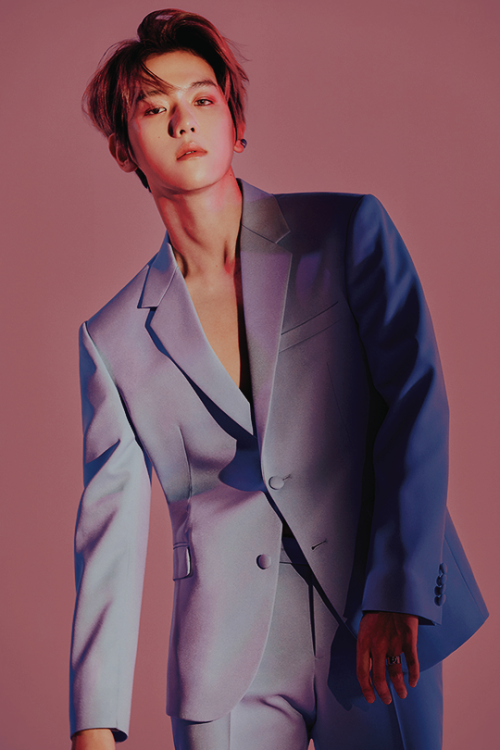 exo-stentialism:Baekhyun // LOVE SHOT