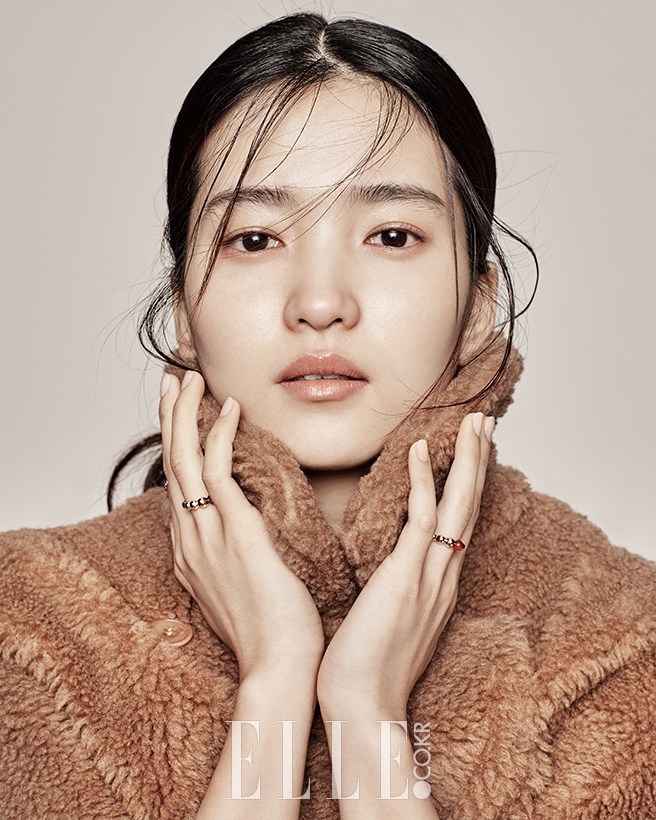 Kim Tae Ri Elle Magazine January Issue ‘17 Korean Free Download Nude Photo Gallery 3721