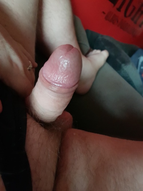 lovebearfr:Took some dick pics. Thought I’d share