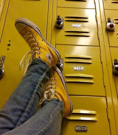 azn-audrey:did you have lockers at your school?