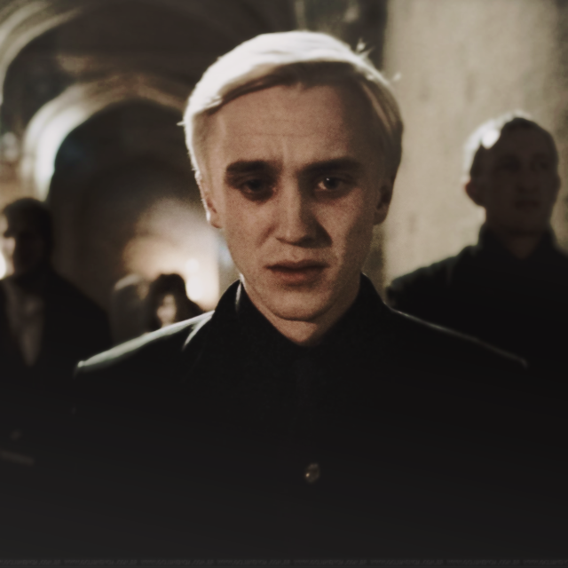 Draco Malfoy like if save or use credit ©... : moved
