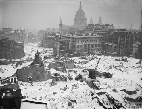 historicaltimes:Bomb damaged buildings around St Paul’s...