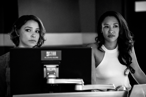 westallengifs:Barry, Iris and Nora in new promotional stills...