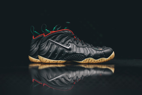nike foamposite gucci sneakers sneakerhead sneaker photography kicks kicksonfire dope kicks nicekicks sole solecollector fashion streetwear street fashion hypebeast