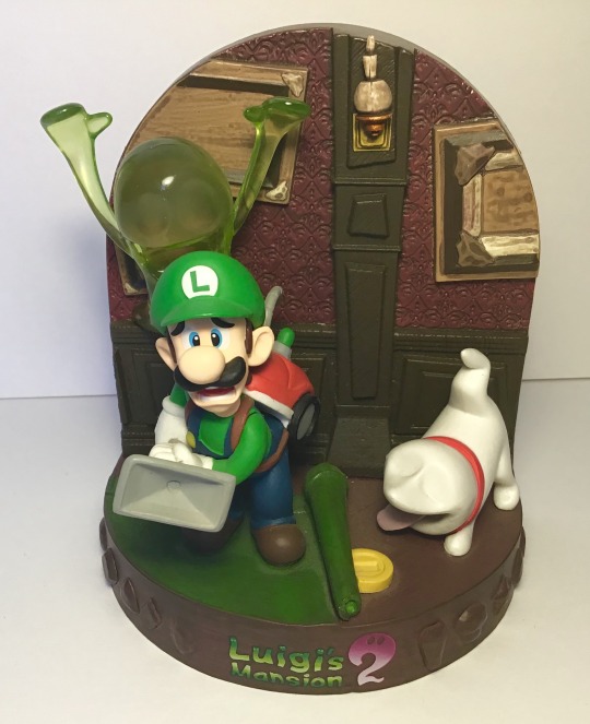 luigi mansion statue