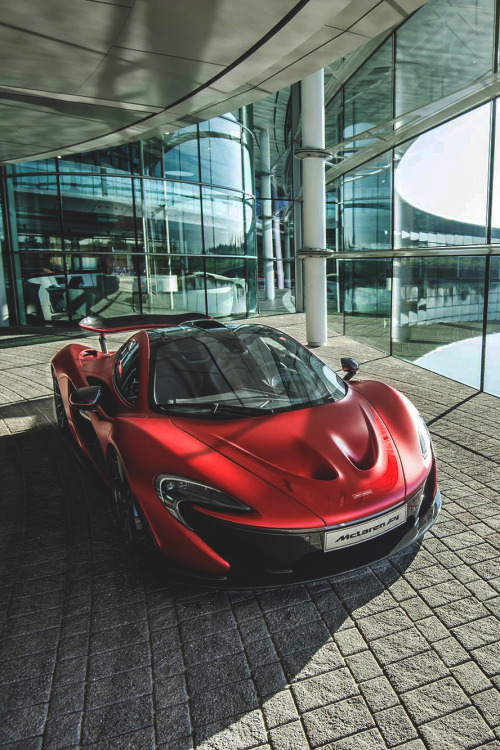 themanliness:McLaren P1 | Source | Era | Facebook