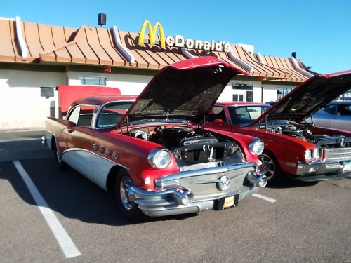 justneedsalittlework:Beautiful ‘55 - ‘57 Buick Century spotted...