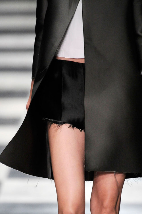 hautedeath:Prada ss 10