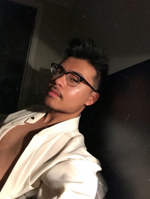 love note to self heartbreak Asian guy Asian man Asian boy Asian male selfie iPhone lonely sad tumblr vsco depression anxiety mental health help suicide kill me