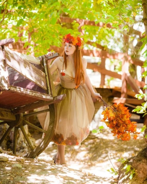 Happy first day of Autumn! The Autumn fairy has arrived to...