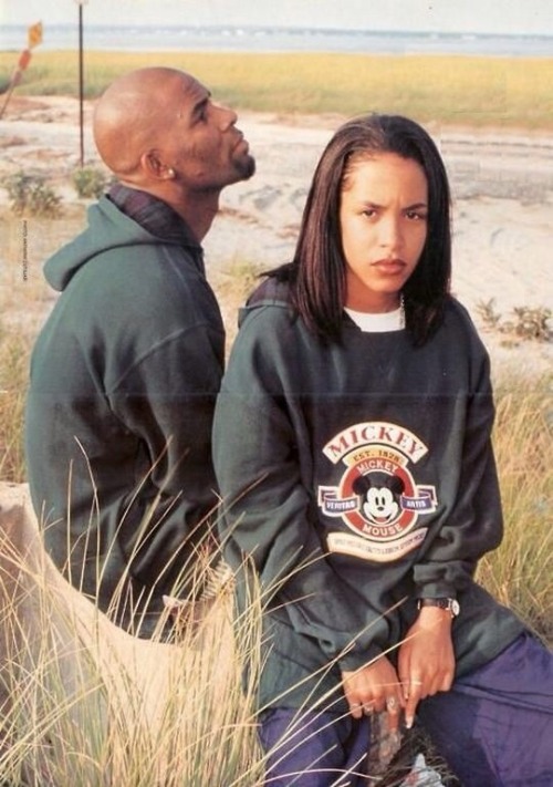 vibes r kelly 90s fashion 90s fashion aaliyah love dope hot tomboy beauty blackout couple riri rihanna kanye west kylie jenner beyonce tbt kim kardashian 2015 vintage oldschool hair make up natural