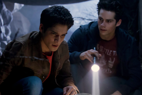 hobrien:New/Old production stills of Dylan and Tyler [x]