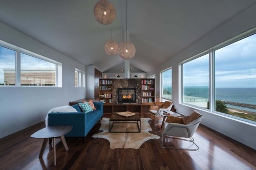 besthomedesigninspiration:Stunning seaside home on Cape Breton...