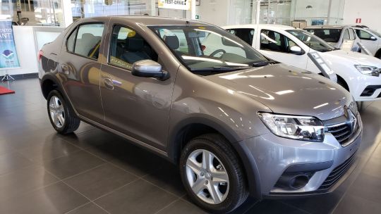 Renault Logan Zen com câmbio CVT (Foto Alessandro Fernandes | Divulgação)