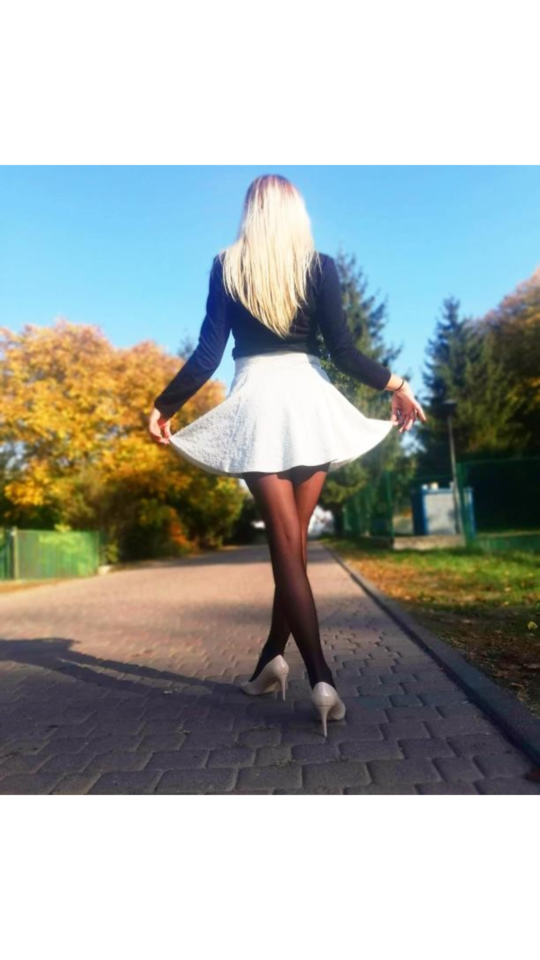 Pantyhosegirlss Polishgirl K