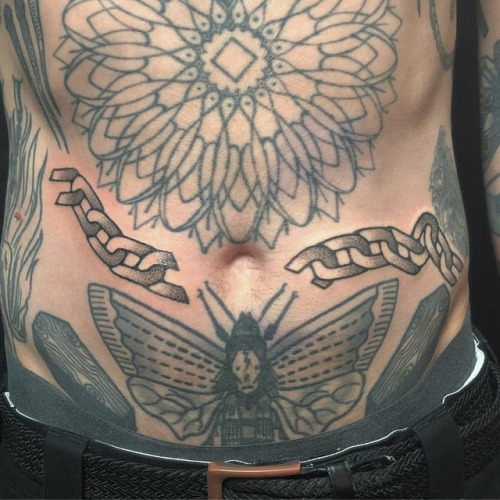 claretandblack:Added some chain to a great collection on Oliver...