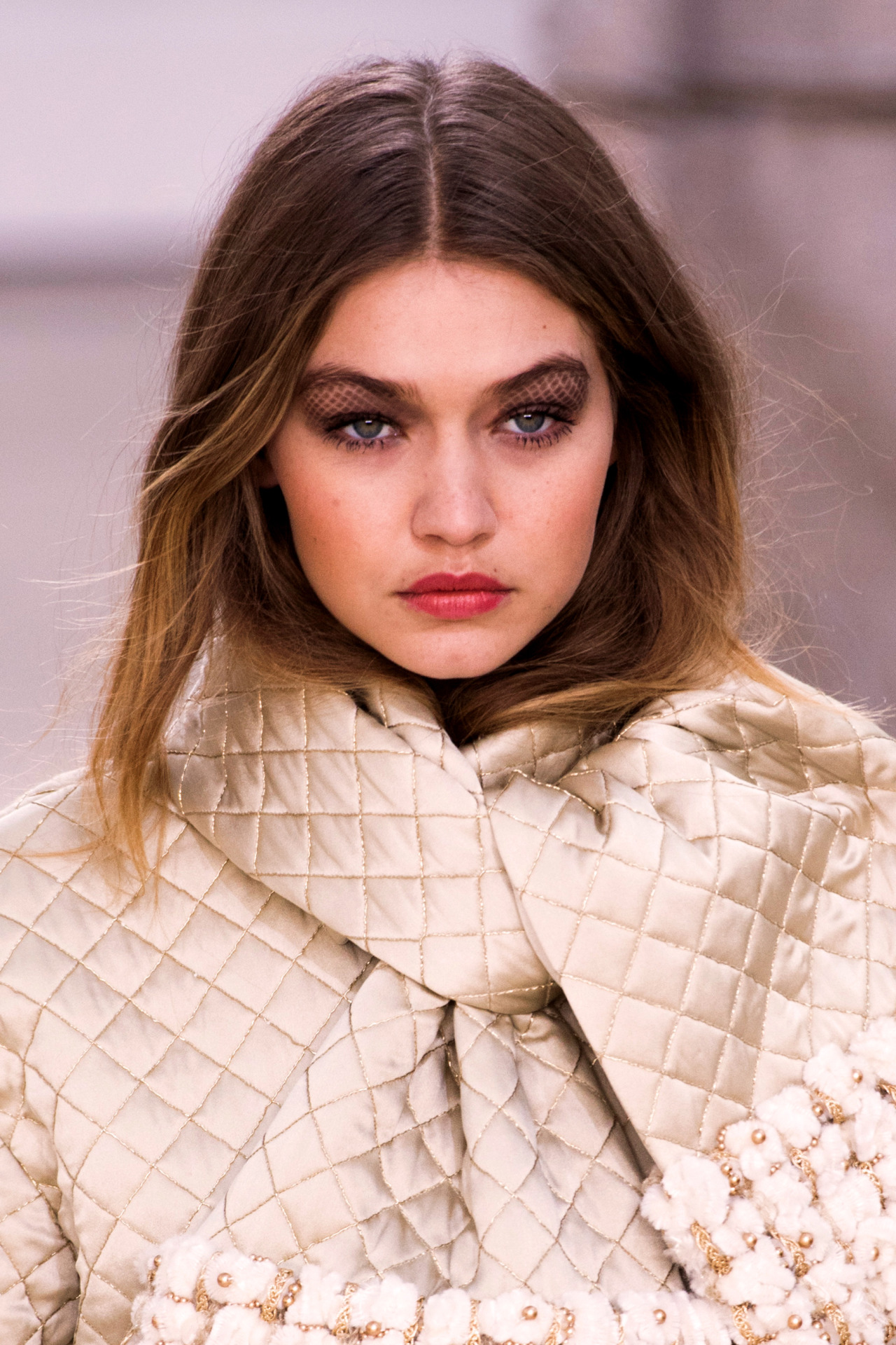 gigi hadid beauty at chanel fall 2016 17 paris fashion week march 8 545 ...