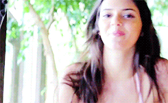 (libre) sophia bush - Page 2 Tumblr_n49sd2jzCI1rk55ato6_250