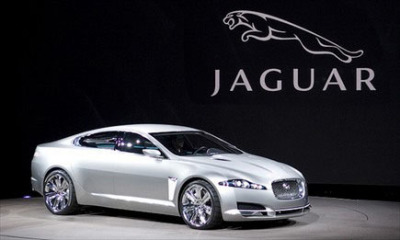Un coche indio llamado Jaguar.
Parece ser que el fabricante indio de automóviles Tata va a ser el nuevo propietario de las marcas Jaguar y Land Rover. Todo un símbolo de que los tiempos están cambiando. Y de qué manera.
Por contra, también leo que a...