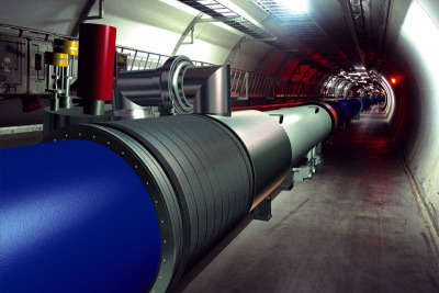 Comprueba los cables…
Hace una semana concluyeron los informes en torno al fallo en el LHC, el colosal acelerador de partículas del CERN. Se ha hecho público que el problema fue simplemente un fallo en las conexiones eléctricas, que ocasionó una...