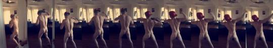 male-celebs-naked:    Nick Klokus is so hot!