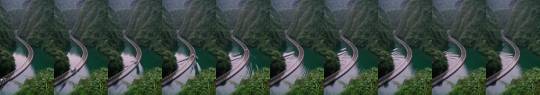 fuckyeahchinesegarden:Floating bridge in Shi-zi-guan, Hubei Province, China.
