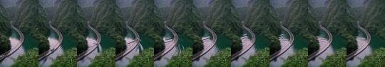 fuckyeahchinesegarden:Floating bridge in Shi-zi-guan, Hubei Province, China.  Pass