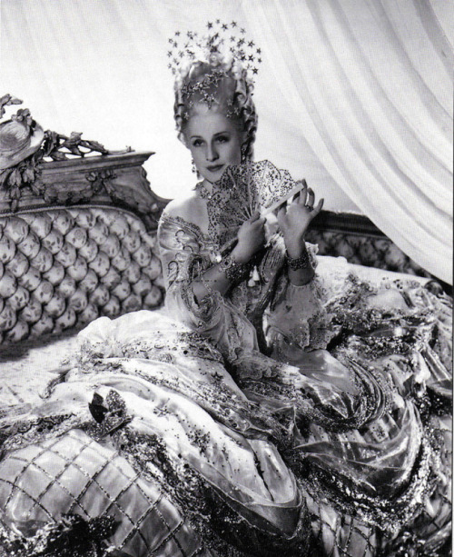 Norma Shearer in Marie Antoinette. (1938)