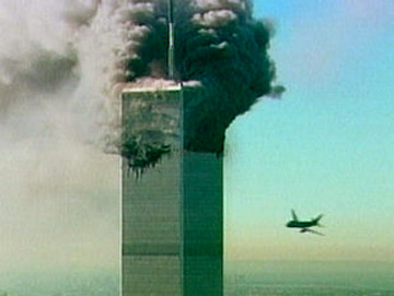 Cuestiones semánticas.
¿Que ocurrió el 11 de Septiembre de 2001?. Pues que un avión chocó contra las Torres Gemelas. ¿Sí? ¿No será más cierto que fueron dos choques de avión contra las Torres Gemelas? Claro, claro, pero ¿qué más da?. Sí, sí que da,...