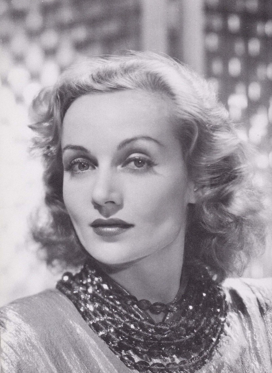 We Had Faces Then — Carole Lombard (6 October 1908 - 16 January 1942)
