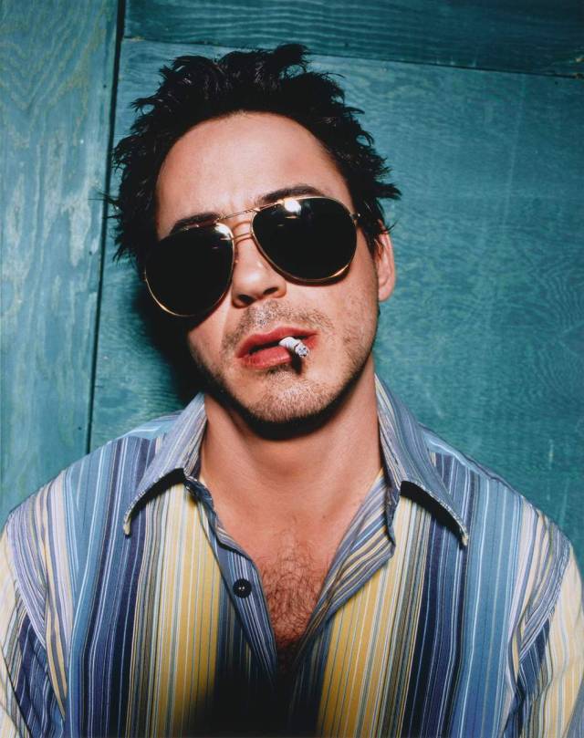 Smoking Is Sexy : Robert Downey Jr