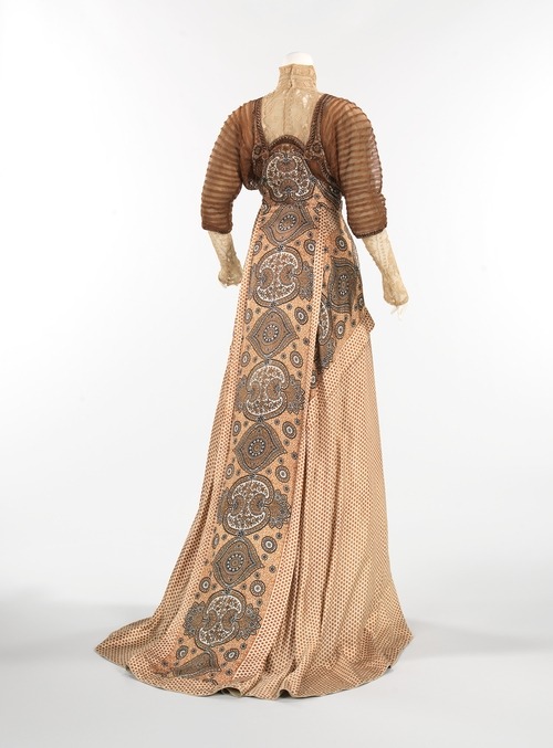 omgthatdress: Weeks evening dress ca. 1910 via... - gdfalksen.com