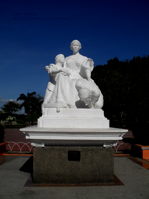 Noble and Ever Loyal City • La Madre Filipina A statue found in the ...