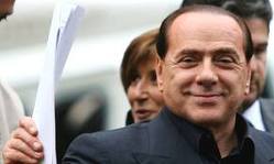 Recado.
Berlusconi utilizará todos los recursos legales para librarse de la acusación de prostitución de menores. Y conociendo el calibre de sus abogados no se puede descartar que lo consiga. Más difícil es que se libre de la segunda imputación, la...