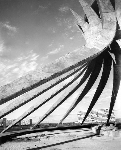 tzaga:<br /><br />Architect Oscar Niemeyer, photo Lucien Hervé, 1961<br />