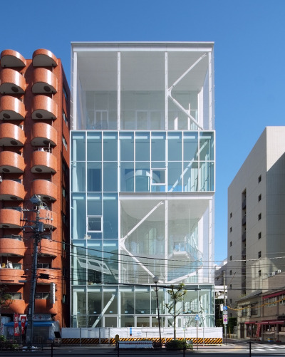 simplypi:<br /><br />OFFICE BUILDING IN SHIBAURA by Kazuyo Sejima<br />