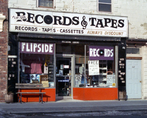 soundsof71:Flip-Side Records & Tapes, Pompton Lakes...