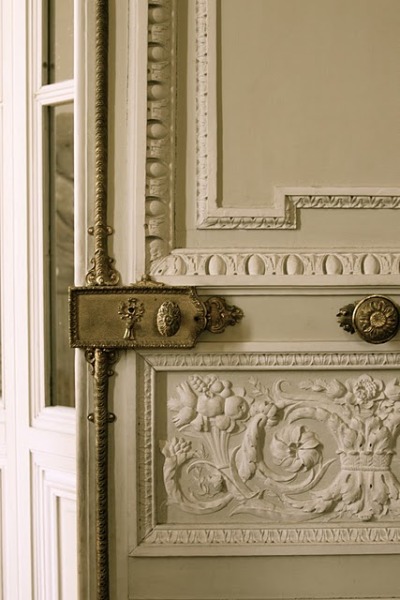 this-is-glamorous:<br />(via greige: interior design ideas and inspiration for the transitional home: Versailles in detail…