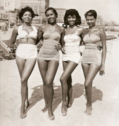 1950s swimwear