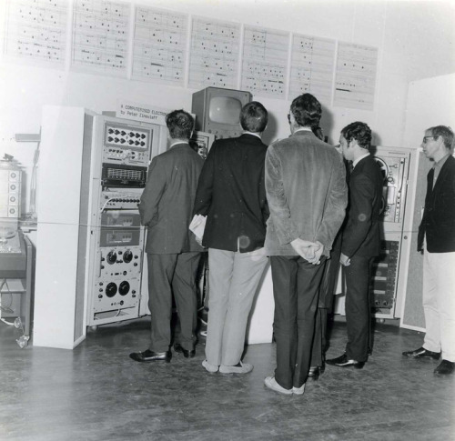 exhibition view, ICA London 1968
[Peter Zinovieff’s Music Computer]