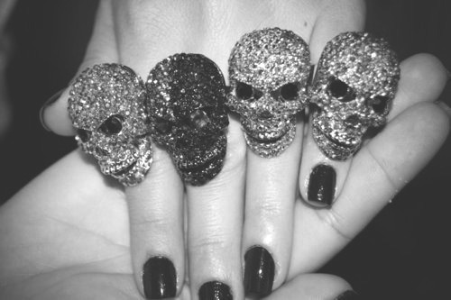 skull rings