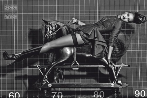 Rihanna Vogue Vogue Unique edgy fashion style dark