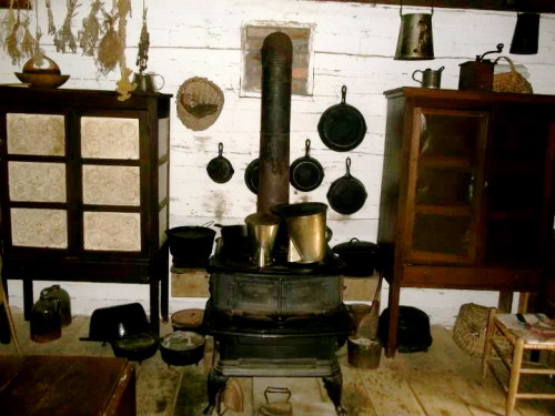 G.R.I.T.S - 1850 Kitchen, The Homestead, Kentucky